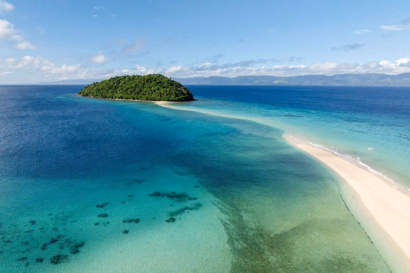 Sunlight Air to launch flights to Romblon this August